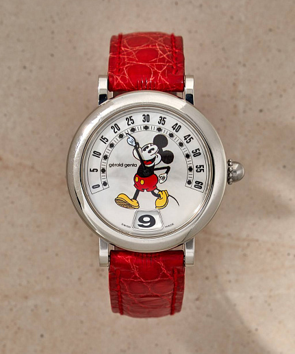 Retro Fantasy Mickey Mouse with MOP Dial